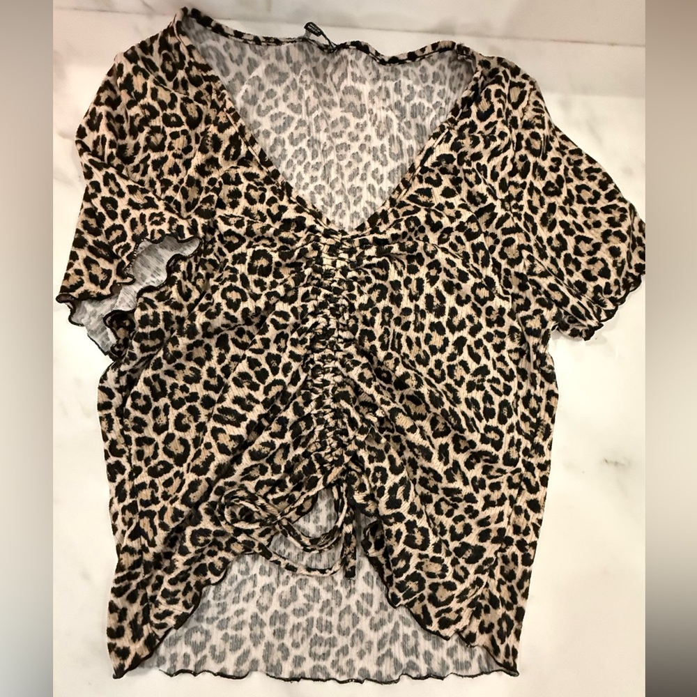 Fashion nova-2 tops included
